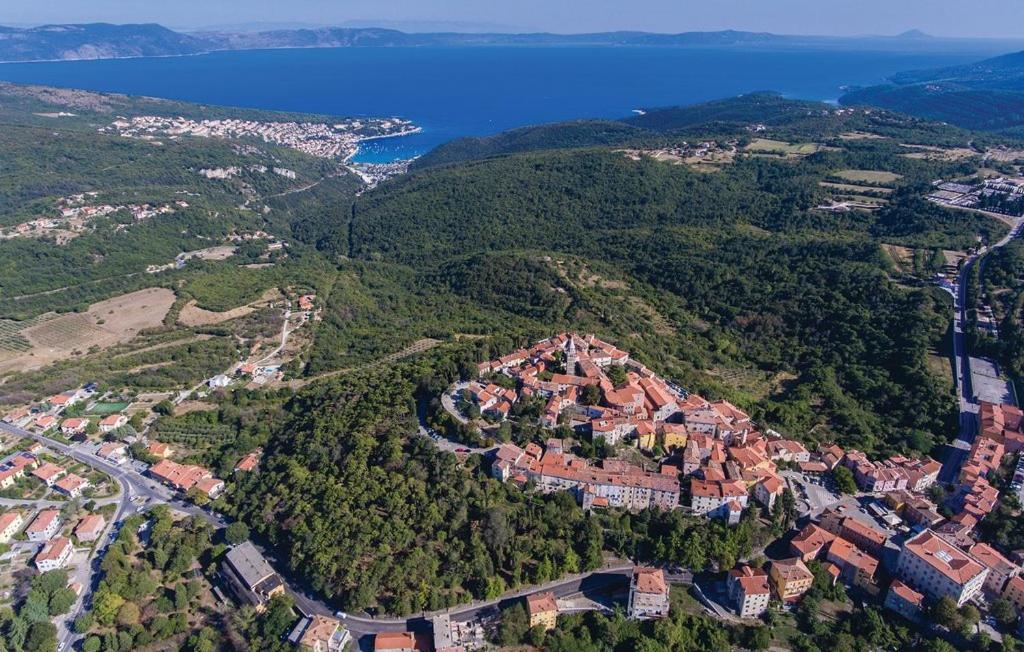 Nedeščina Vila Kristinaヴィラ エクステリア 写真